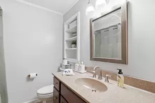 1381 Zollinger Rd, Columbus, OH 43221 - Photo 30