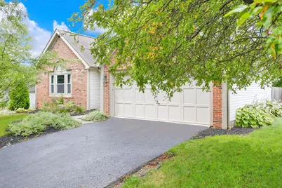 137 Clayburn Drive, Pataskala, OH 43062 - Photo 2