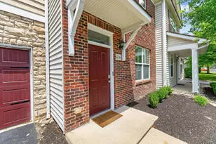 4369 Club Trail Ln, Grove City, OH 43123 - Photo 4