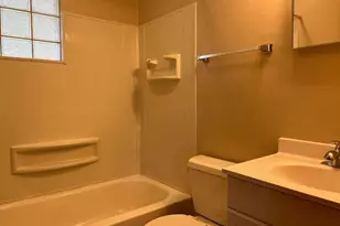 1453 Norma Rd, Columbus, OH 43229 - Photo 8