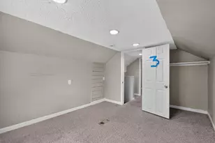 424 Emmit Ave, Columbus, OH 43228 - Photo 10