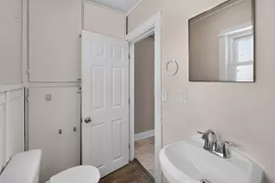 424 Emmit Ave, Columbus, OH 43228 - Photo 16