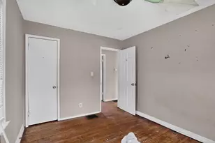 2388 Vendome Dr S, Columbus, OH 43219 - Photo 18