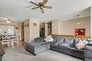 5569 Sullivant Ave, Galloway, OH 43119 - Photo 6