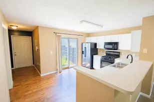 3593 Bracknell Forest Dr, Groveport, OH 43125 - Photo 4
