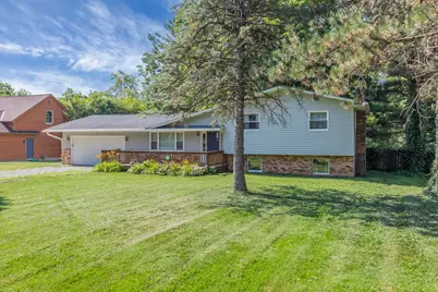 281 Middle Ground SW, Pataskala, OH 43062 - Photo 2