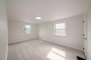 1736 E Frankfort St, Columbus, OH 43206 - Photo 24