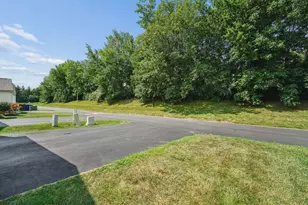 1498 Sargas St, Columbus, OH 43240 - Photo 38