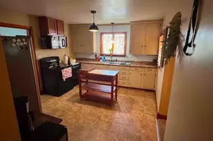 326 E Main St, Amanda, OH 43102 - Photo 18