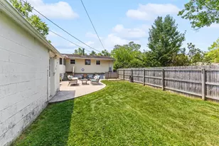 292 Imperial Dr, Columbus, OH 43230 - Photo 34