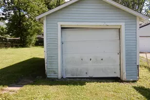 2059 Sale Rd, Columbus, OH 43224 - Photo 14