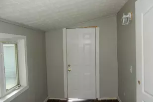 2059 Sale Rd, Columbus, OH 43224 - Photo 10