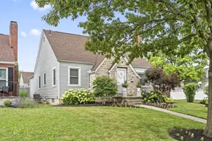 121 S Sylvan Ave, Columbus, OH 43204 - Photo 2