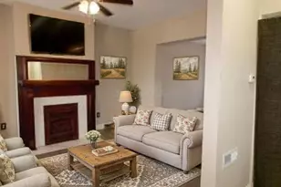 1170 Walters St, Columbus, OH 43201 - Photo 2
