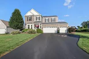 174 Crimson Dr, Newark, OH 43055 - Photo 1