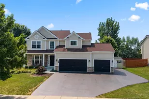 1977 Twin Flower Cir, Grove City, OH 43123 - Photo 2