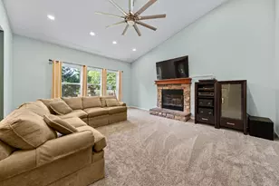 1977 Twin Flower Cir, Grove City, OH 43123 - Photo 18