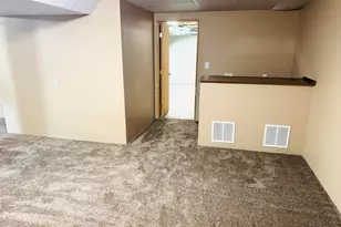 261 Westmark Ct, Galloway, OH 43119 - Photo 38