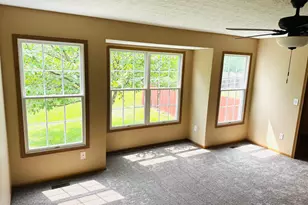 261 Westmark Ct, Galloway, OH 43119 - Photo 18