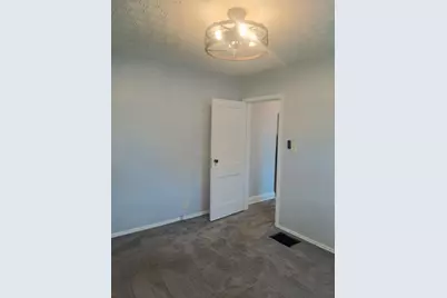 485 N Warren Avenue, Columbus, OH 43204 - Photo 6
