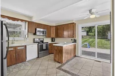 230 Robbins Drive, Newark, OH 43055 - Photo 8
