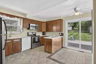 230 Robbins Dr, Newark, OH 43055 - Photo 8