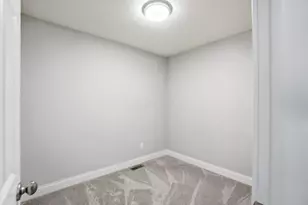 3816 Emmons Ave, Columbus, OH 43219 - Photo 38