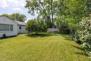 3915 Mountview Rd, Columbus, OH 43220 - Photo 10