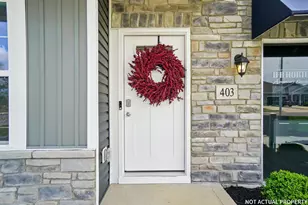 455 Samantha Dr, Plain City, OH 43064 - Photo 2
