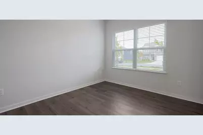 858 Sunny Vale Drive, Delaware, OH 43015 - Photo 2