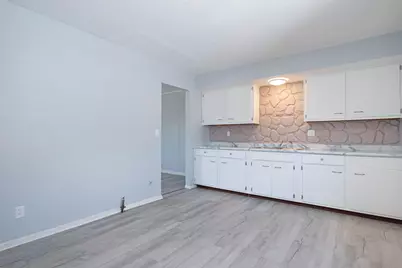 653 S Douglas Avenue, Springfield, OH 45505 - Photo 6