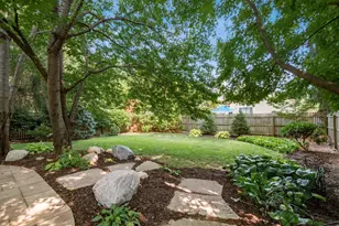 3469 Rosburg Dr, Columbus, OH 43228 - Photo 38