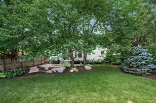 3469 Rosburg Dr, Columbus, OH 43228 - Photo 44