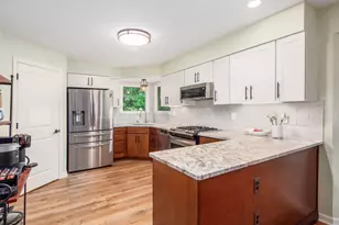 3469 Rosburg Dr, Columbus, OH 43228 - Photo 8