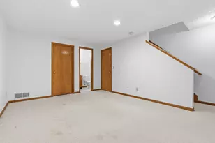 2192 Victoria Park Dr, Columbus, OH 43235 - Photo 28