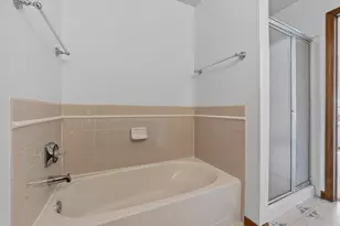 2192 Victoria Park Dr, Columbus, OH 43235 - Photo 22