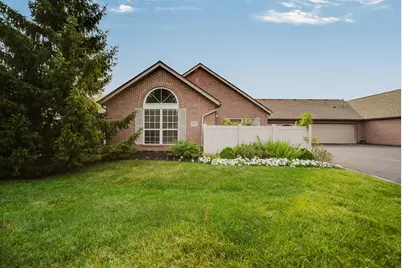 4075 Chennin Drive #9, Columbus, OH 43230 - Photo 1