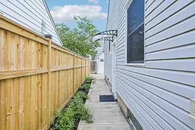 484 E Jeffrey Place, Columbus, OH 43214 - Photo 36
