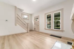 163 E Hinman Ave, Columbus, OH 43207 - Photo 10