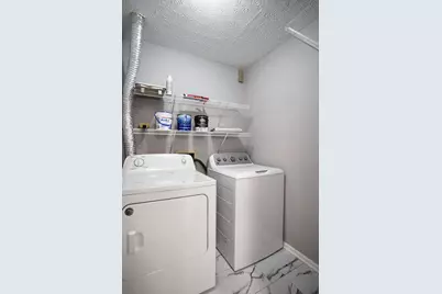 3941 Karl Road #319, Columbus, OH 43224 - Photo 14