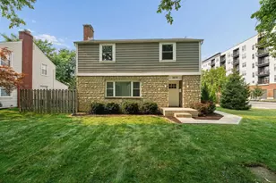 1430 Ashdowne Rd, Upper Arlington, OH 43221 - Photo 1