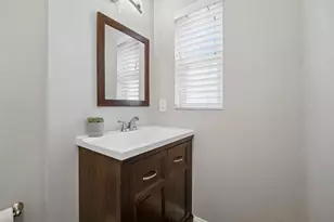 1430 Ashdowne Rd, Upper Arlington, OH 43221 - Photo 16