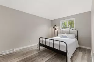 3507 Chantilly St, Columbus, OH 43207 - Photo 20