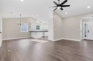 548 Wildflower Dr, Newark, OH 43055 - Photo 16