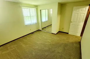 1392 E Mithoff St, Columbus, OH 43206 - Photo 14