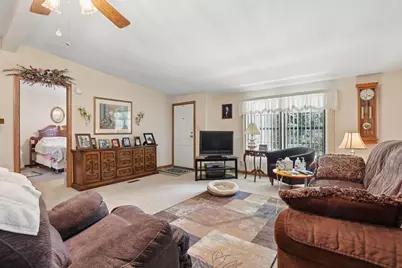 4489 Nevada Drive W, Columbus, OH 43207 - Photo 8