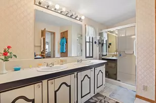 4489 Nevada Dr W, Columbus, OH 43207 - Photo 22