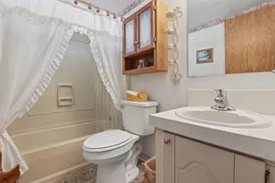 4489 Nevada Dr W, Columbus, OH 43207 - Photo 18