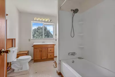 8818 National Road SE, Thornville, OH 43076 - Photo 10