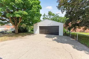 930 Pauline Ave, Columbus, OH 43224 - Photo 2